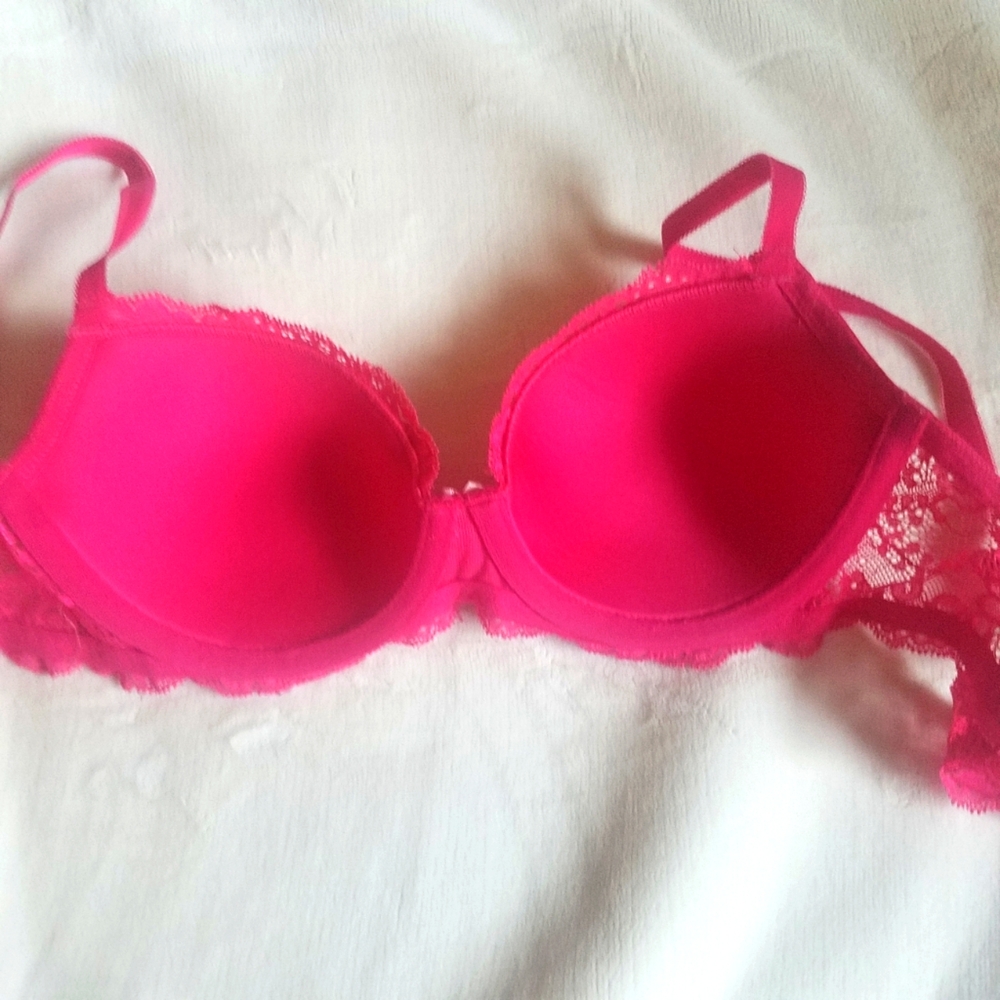 Victoria's Secret demi bra - Picture 5 of 6